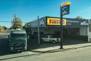 08 &ndash; Alvarez Neum&aacute;ticos &ndash; Dorrego