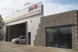 Alaux Neumaticos Truck Center