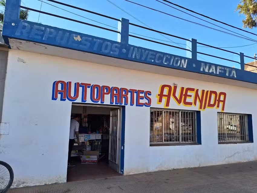 AUTOPARTES AVENIDA