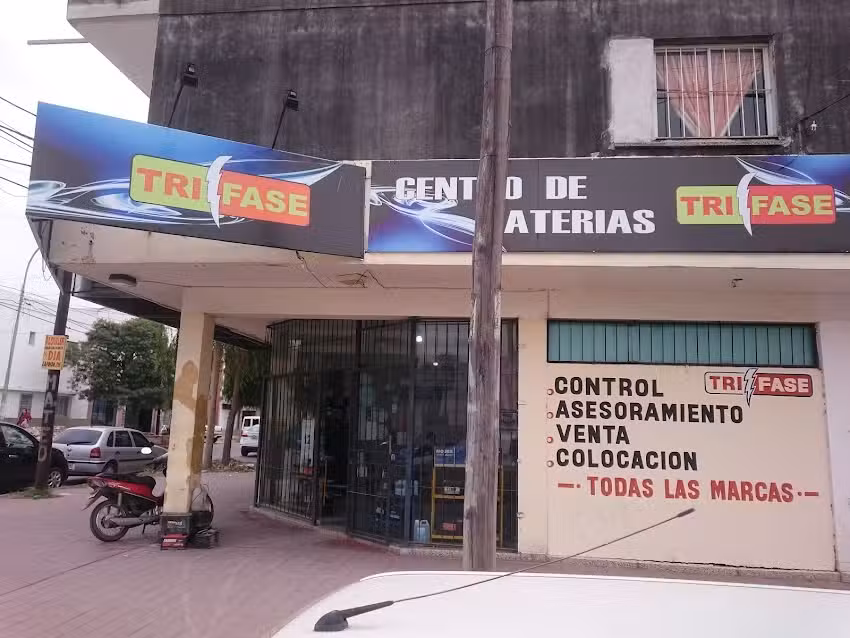 Bater&iacute;as Trifase Banda