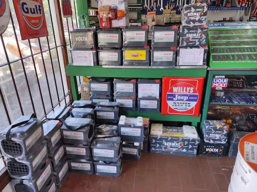 Centro de baterias y repuestos del automotor. GT Repuestos