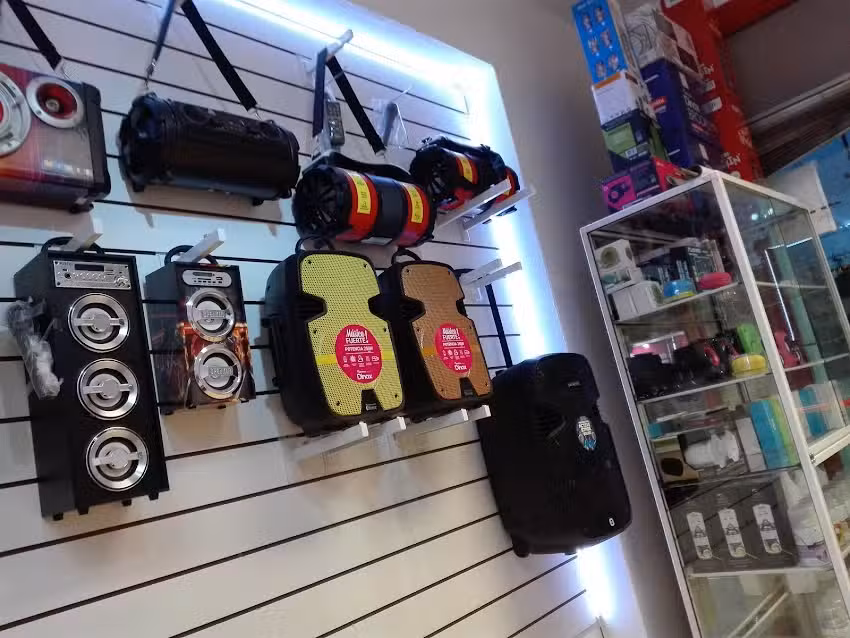 C&eacute;sar M&eacute;ndez Accesorios de Celulares y Fotograf&iacute;a