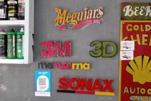 chapa y pintura profesional (Glass Monkey Garage)