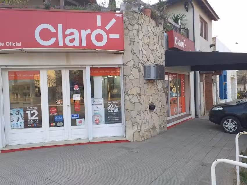 Claro &ndash; Movistar