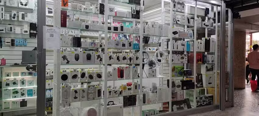 Comunicaci&oacute;n Mundial &ndash; Tel&eacute;fonos Xiaopan