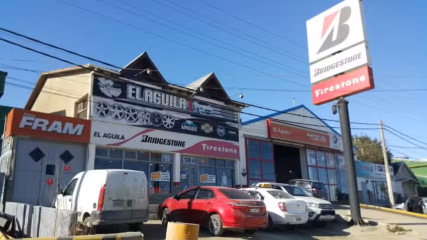 El &Aacute;guila 1 Taller, Lubricentro y Gomeria