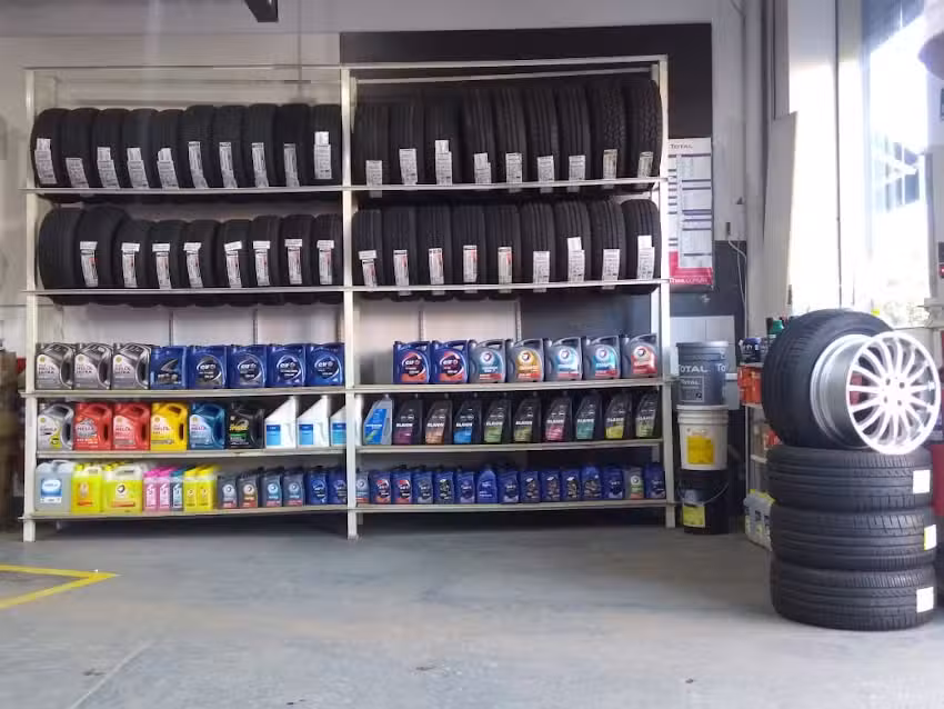 Espacio Auto &ndash; Pirelli Performance Center