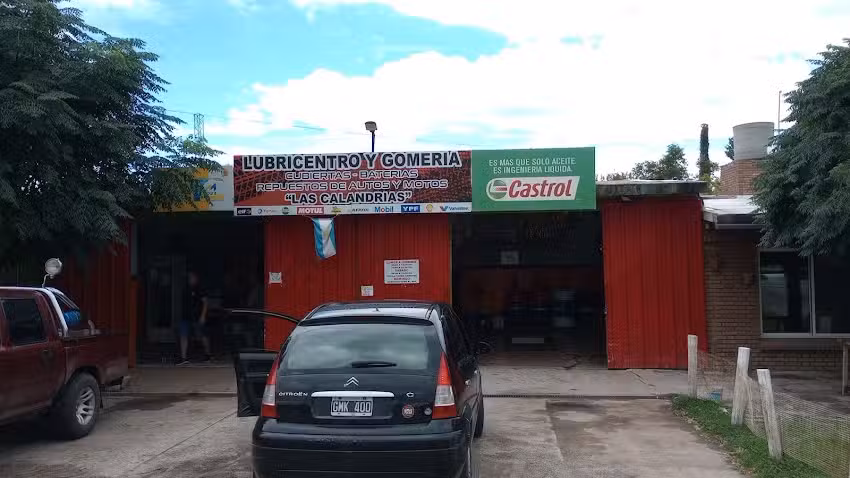 Gomer&iacute;a Y Lubricentro LAS CALANDRIAS