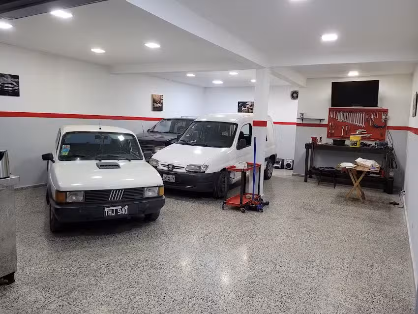 J & L Garage