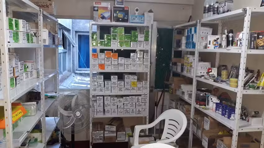 JONATHAN CELL LOMAS DE ZAMORA