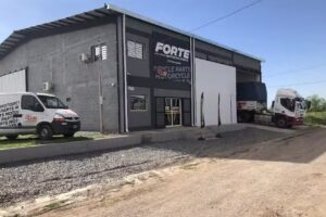 LA V&Iacute;A S.R.L. IMPORTADOR Y DISTRIBUIDOR DE MOTO PARTES