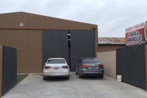 Lara y Anrique chapa y pintura