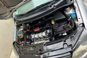 LB Servicio mec&aacute;nico. (Lucas Barreiro)