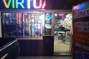 LOCAL: COMUNIKT AHORA (COMUNICATE)