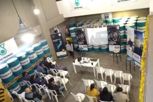 M & M Repuestos. Bombillos