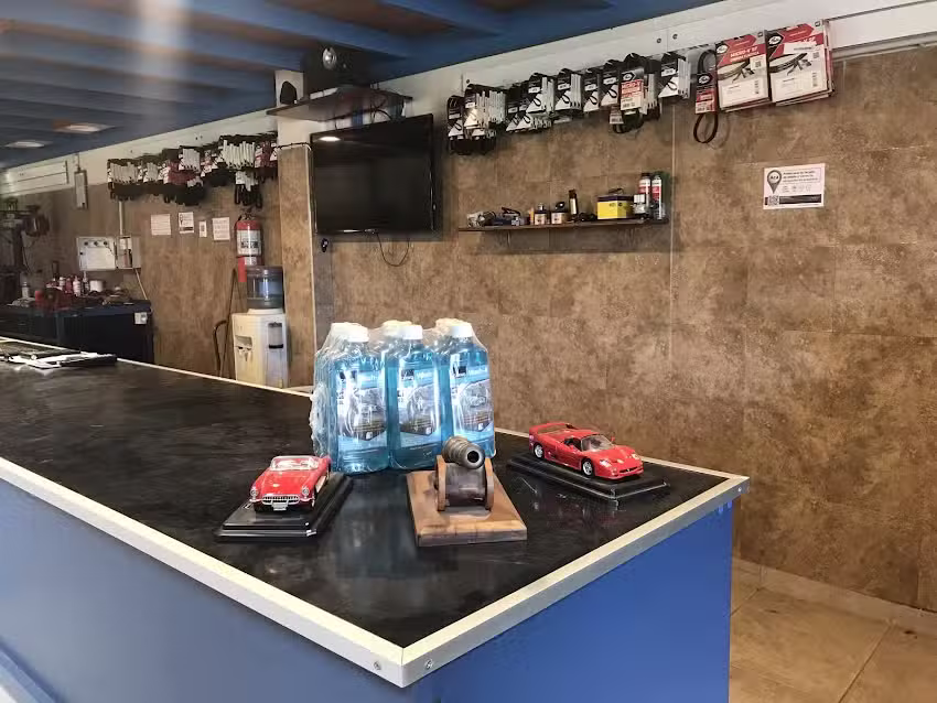 Mec&aacute;nica Andreo inyecci&oacute;n