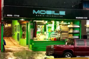 Mobile ( LV Accesorios )