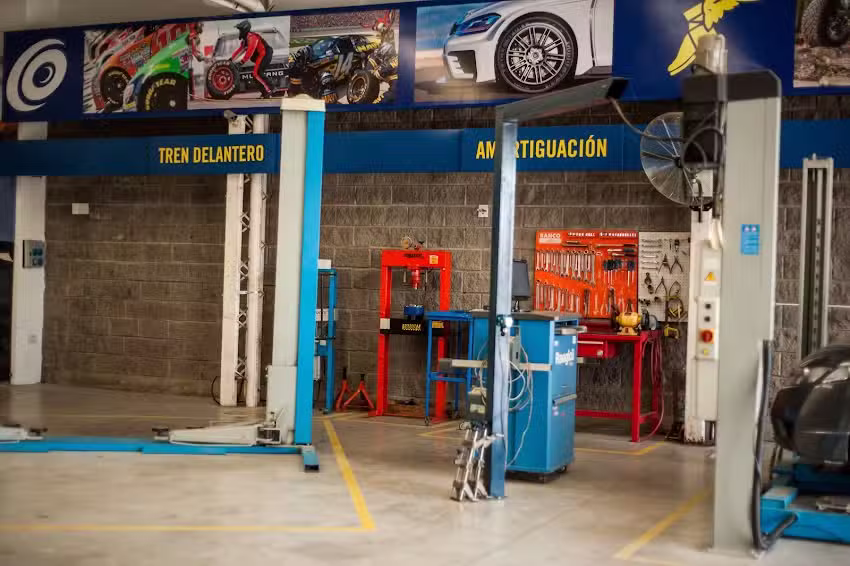 Neumaticos Corral &ndash; Azul