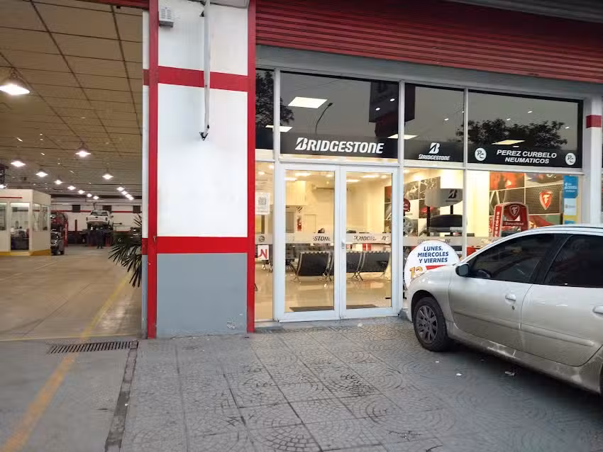 Neum&aacute;ticos P&eacute;rez Curbelo