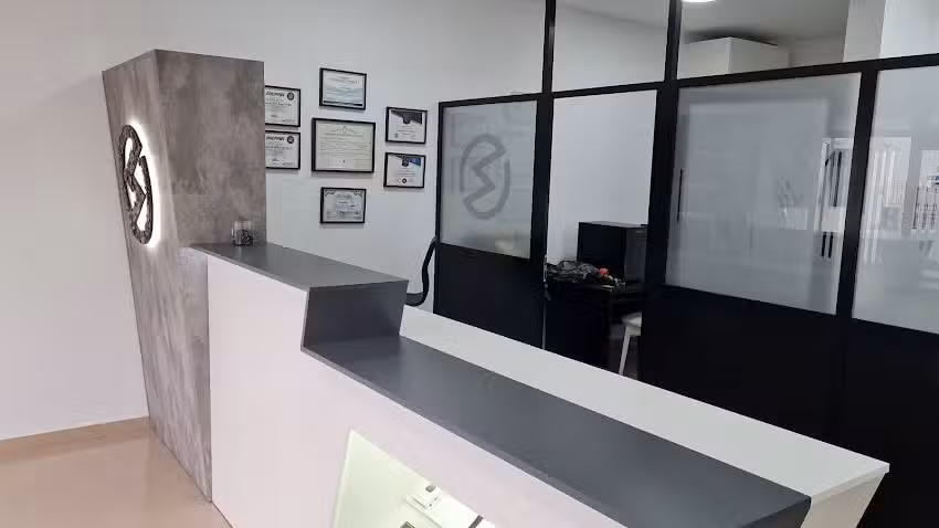 &Ograve;micron Servicio Tecnico