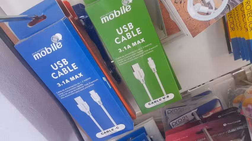 Peluqueria unisex &ldquo;Corta Pelo&rdquo;, accesorios para celular y regaleria