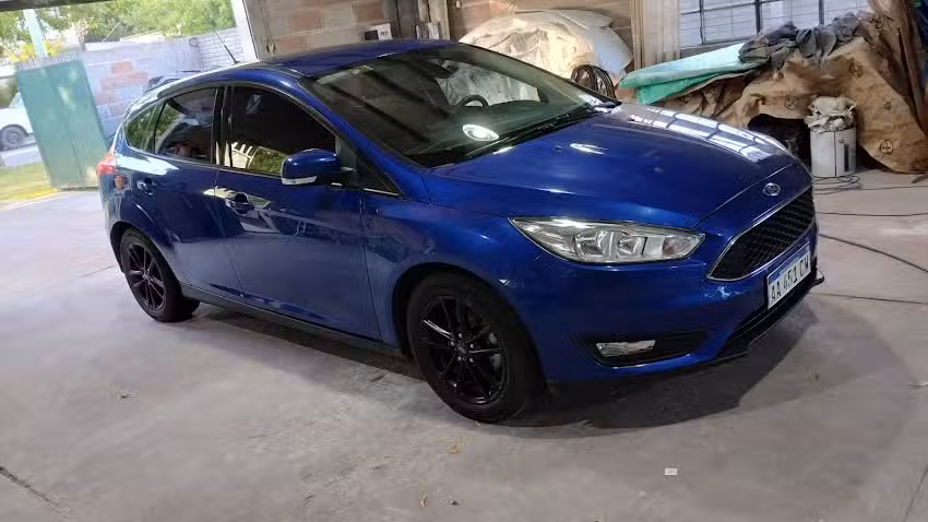 Pintura de auto Ra&uacute;l