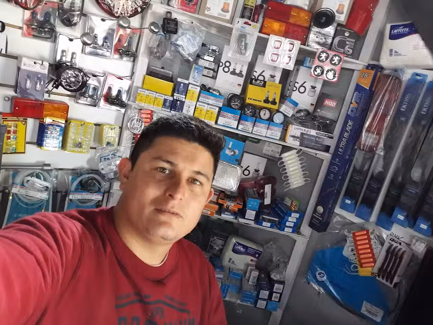 PoyoM Autopartes polarizados