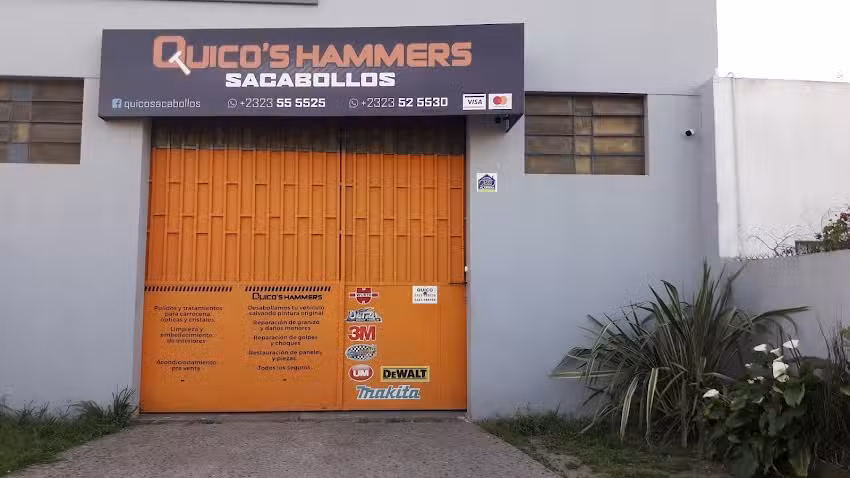 Quico&rsquo;s hammers sacabollos
