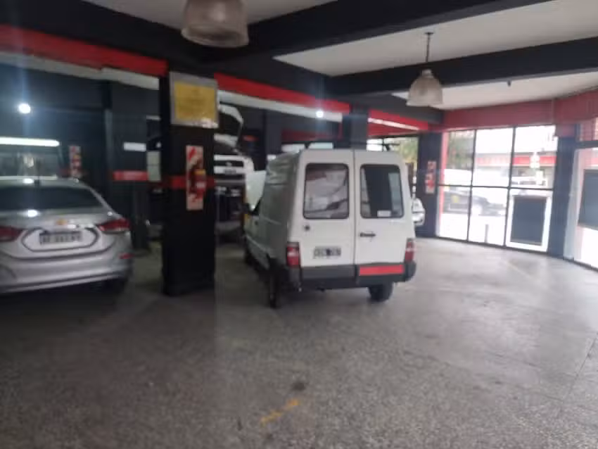 RVS Servicio Mecanico tienda de baterias