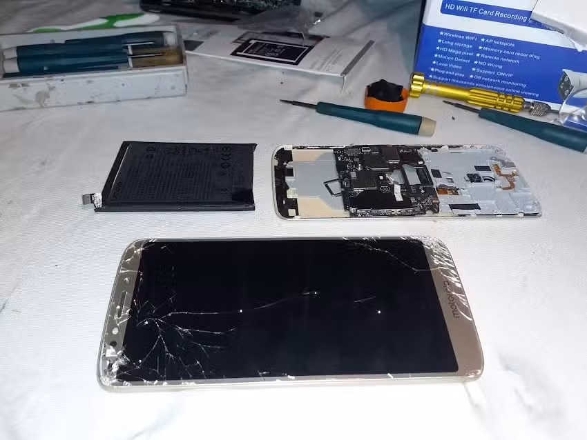 Servicio Tecnico WOT Celulares Tablets Electr&oacute;nica Gral