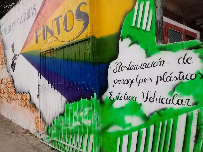 Taller de pintura del automovil &ldquo;Pintos&rdquo;