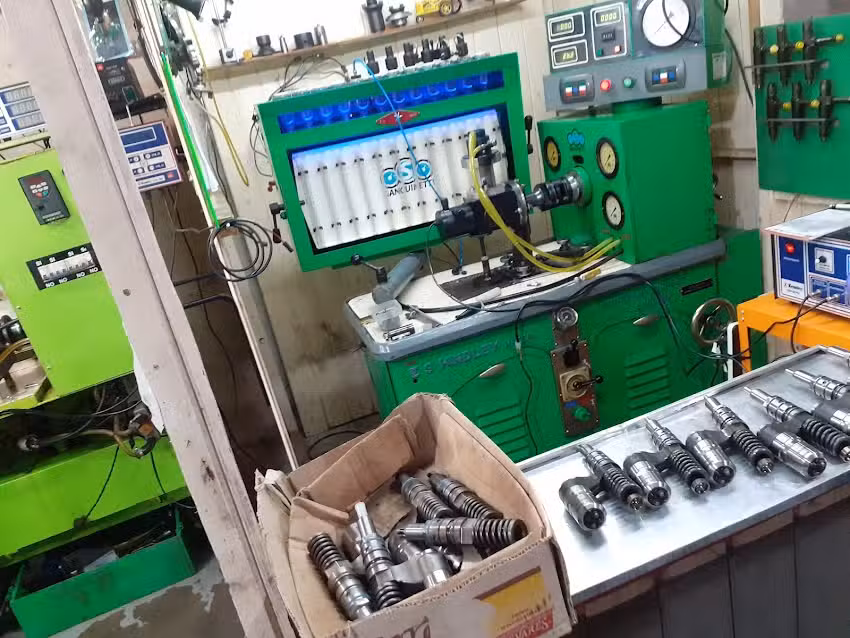 TALLER ESPECIALIZADO DI&Eacute;SEL Reparaci&oacute;n de bombas inyectoras e inyectores common-rail.