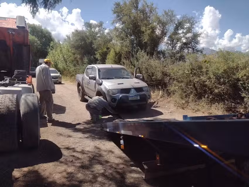 Taller mec&aacute;nico Hermanos Chayle