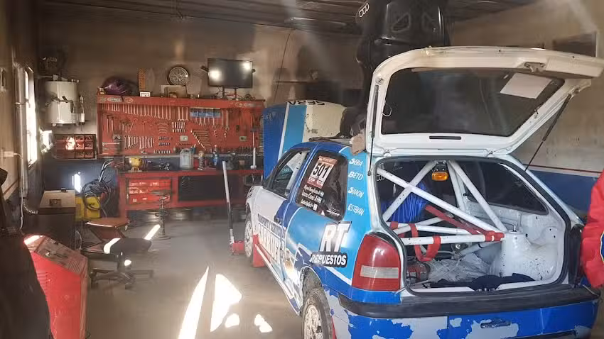 Taller mecanico pe&ntilde;a Lito Mangifesta