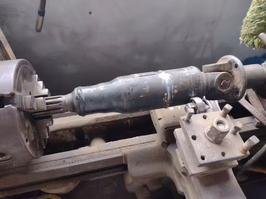 Taller MMA mecanica integral inyecci&oacute;n nafta y diesel junto a Eco Wash. Estacion de lavado