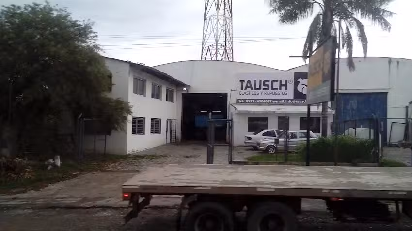 Tausch El&aacute;sticos y Repuestos