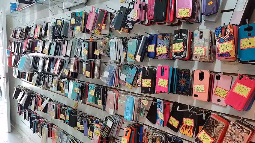 UNIVERCEL accesorios novedades