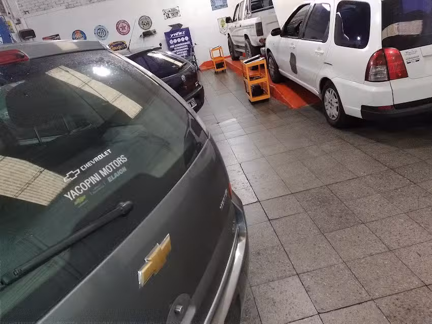 Ya&ntilde;ez Electricidad Del Automotor